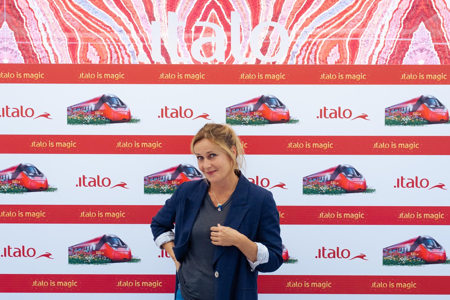 LUCIA MASCINO